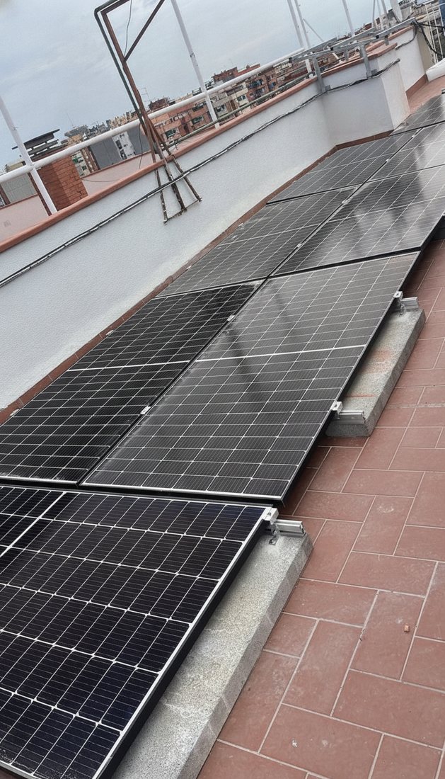 Instalación de placas solares fotovoltaicas